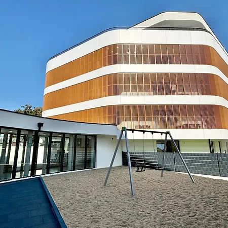 Baltic Waves & * 米兹多洛杰