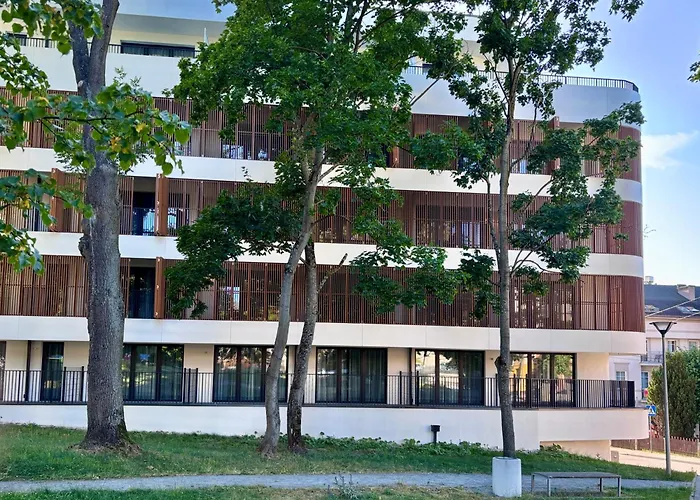 Baltic Waves & شقة